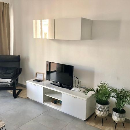Ground Floor Apartment With Pool, Next To The Beach Costa Teguise Exterior photo